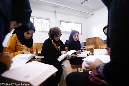 بـایـدها و نـبـایـدهای مواجهه با اســـاتــیــد کدامند؟